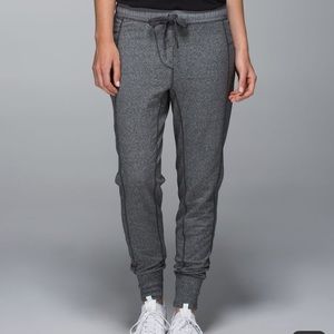 Lululemon Size 6 Jogger